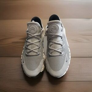 Mens Nike Free Metcon 4 Wolf Grey (CT3886-001) Flyknit Sz 10 Tennis Shoes